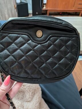 Vintage Quilted Black Crossbody Shoulder Bag - Unbranded
